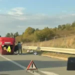 Dramatično na auto-putu kod Malog Požarevca: Auto prevrnut, saobraćaj u kolapsu (FOTO)