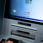Glasovne instrukcije, bolji ekrani... - stižu bankomati sa novim pravilima
