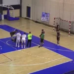 Haos na utakmici Partizana: Belorus nokautirao Srbina, njegov otac hteo da se obračuna