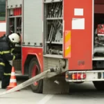 Herojski čin vatrogasaca sa Voždovca: Izneli decu iz buktinje, jedno nije disalo, a onda je počela lavovska borba za život mališana