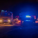 Horor u Vrbasu: Pronađeno ugljenisano telo nepoznate osobe posle požara u garažama (VIDEO)