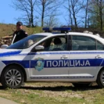 Krenuo da pretiče, pa pokosio poljoprivrednu mašinu: Teška saobraćajna nesreća kod Perleza