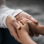 Nova usluga na Portalu eUprava: Podnošenje zahteva za ostvarivanje prava na status roditelja negovatelja i negovatelja od sada i onlajn