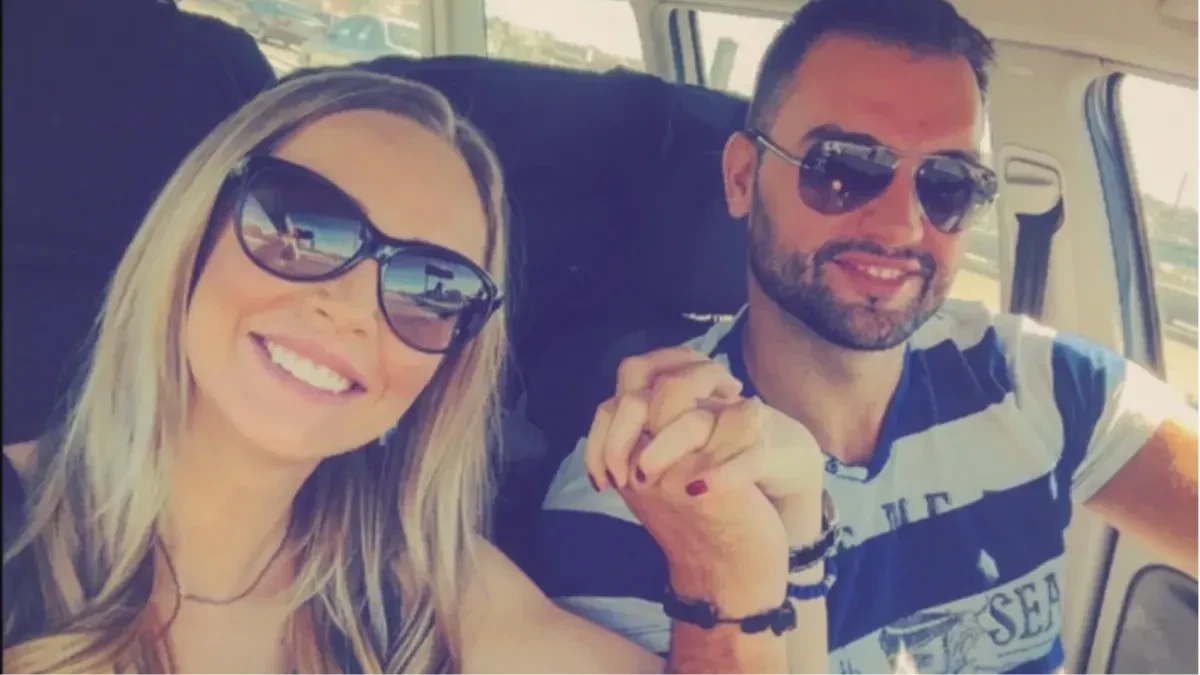 Opet se razvela naša pevačica, javnost u šoku: