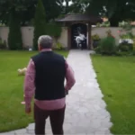 Ovo je lukuzna vila našeg pevača: Porodični dom u rodnom mestu oronuo, a ovde je uložio bogatstvo