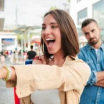 Pazite se, imaju zmiju u džepu! Ova 3 znaka su najveće cicije, svaki dinar im je svetinja
