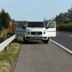 Pevač doživeo horor nasred puta! U autu od 250.000 evra mu se desilo ovo!