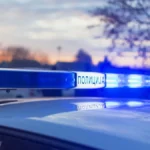 Prevrnuo se minibus kod Novog Pazara: Vozilo zakucano uz ogradu, nastao saobraćajni kolaps!