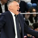 Šaras grmi zbog rasporeda: