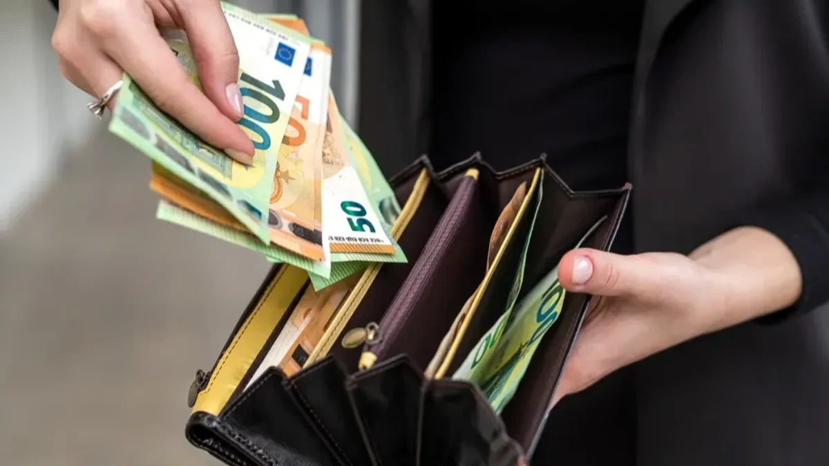 Stižu novac i ljubav za 4 znaka horoskopa: Zvezde su na njihovoj strani posle 100 godina!
