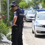 Stravično nasilje u Beogradu: Pijan zverski pretukao majku, očuhu pretio bombom