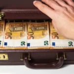 Svi kažu "kupi stan"! Matematičar izračunao gde je najbolje uložiti 10.000 evra