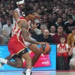 Crvena zvezda - Pariz: Odlično poluvreme za crveno-bele, dvocifrena prednost!