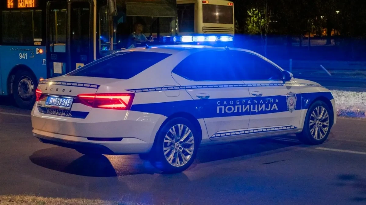 Žestok udes na Bulevaru oslobođenja u Novom Sadu: Objavljeni prvi snimci sudara (FOTO+VIDEO)